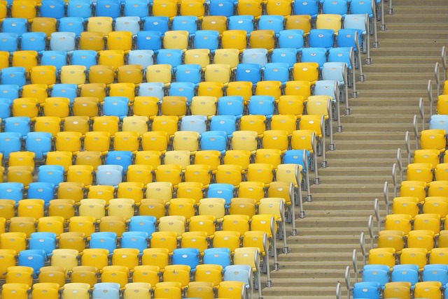 表现卓越 表现卓越